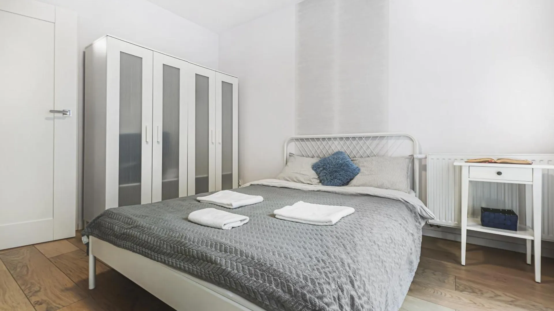 Apartament Parking & Balkon Вроцлав 0*,  Польша