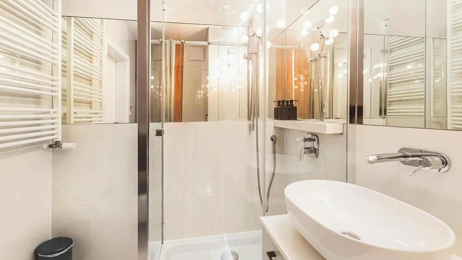 Apartament Parking & Balkon Вроцлав 0*,